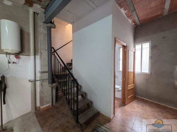 Image No.18-3 Bed Property for sale