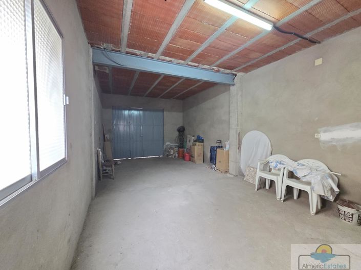 Image No.20-3 Bed Property for sale