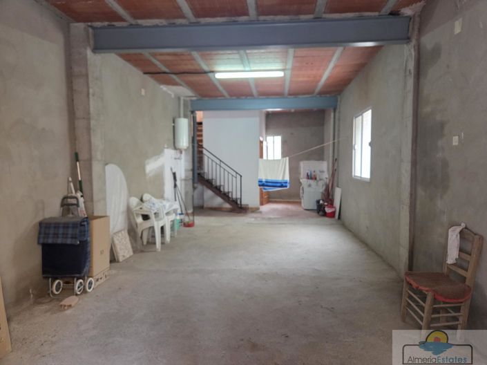 Image No.23-3 Bed Property for sale