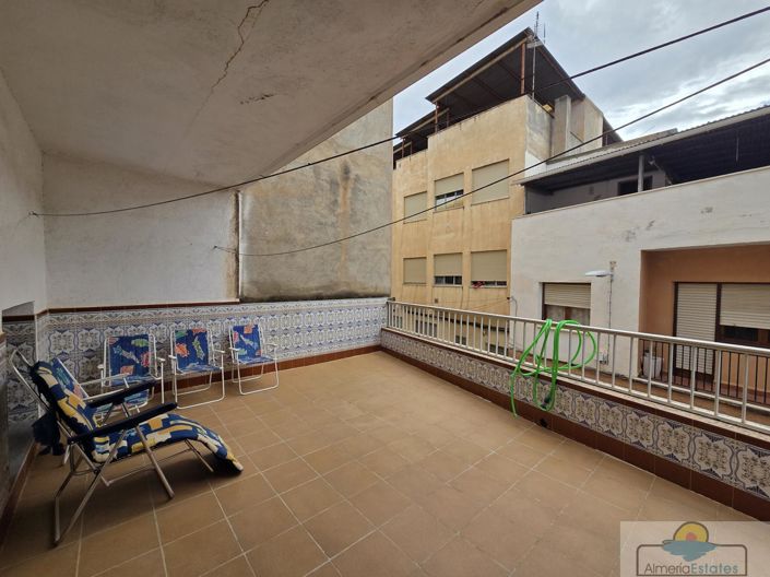 Image No.4-3 Bed Property for sale
