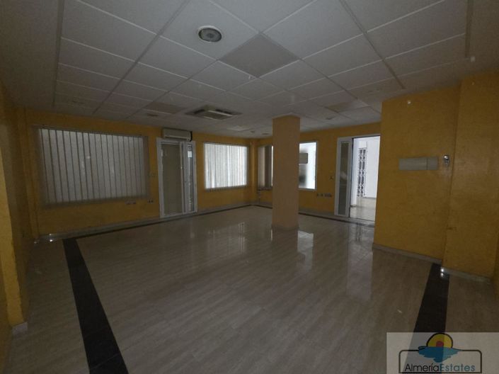 Image No.7-1 Bed Property for sale