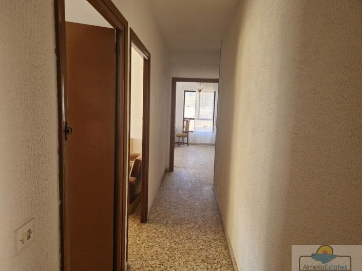 Image No.5-3 Bed Property for sale