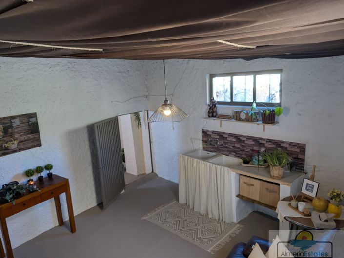 Image No.33-5 Bed Property for sale