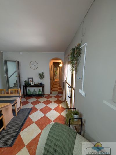 Image No.7-5 Bed Property for sale