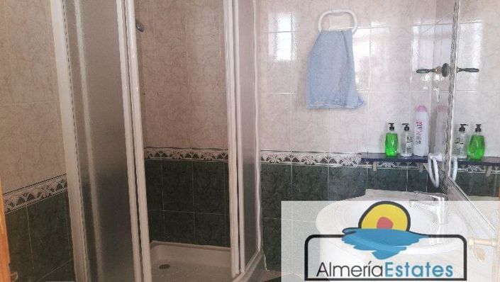 Image No.11-3 Bed Property for sale