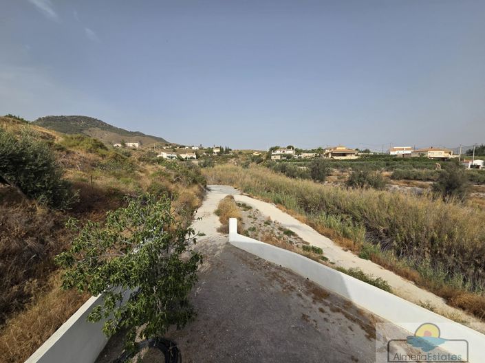 Image No.29-3 Bed Villa for sale