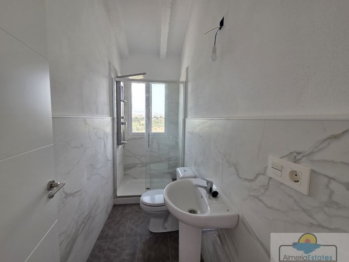 Image No.7-3 Bed Villa for sale