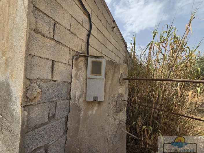 Image No.10-2 Bed Property for sale