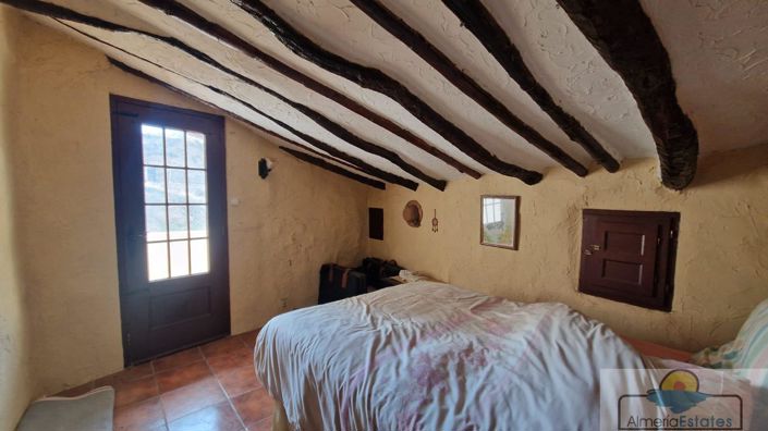 Image No.10-2 Bed Villa for sale