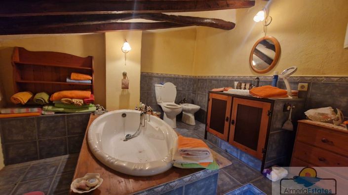 Image No.15-2 Bed Villa for sale