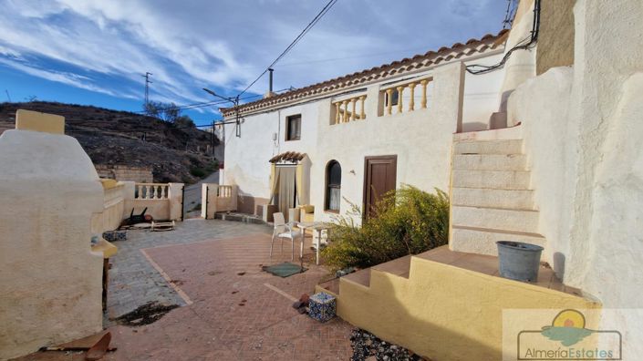 Image No.28-2 Bed Villa for sale