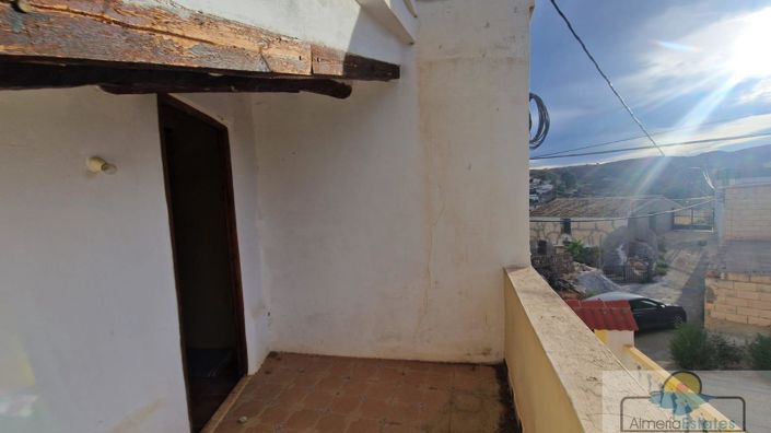 Image No.5-2 Bed Villa for sale