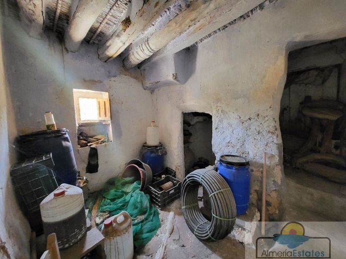 Image No.2-3 Bed Property for sale