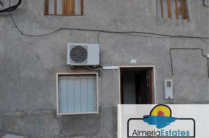 Image No.39-3 Bed Property for sale