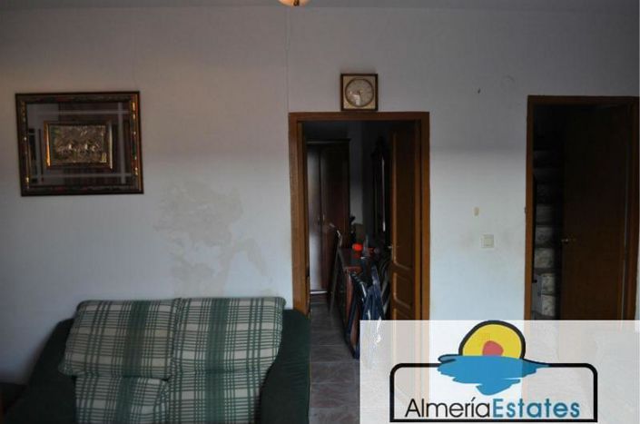 Image No.4-3 Bed Property for sale