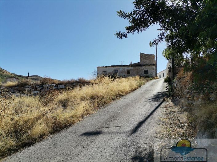 Image No.11-3 Bed Land for sale
