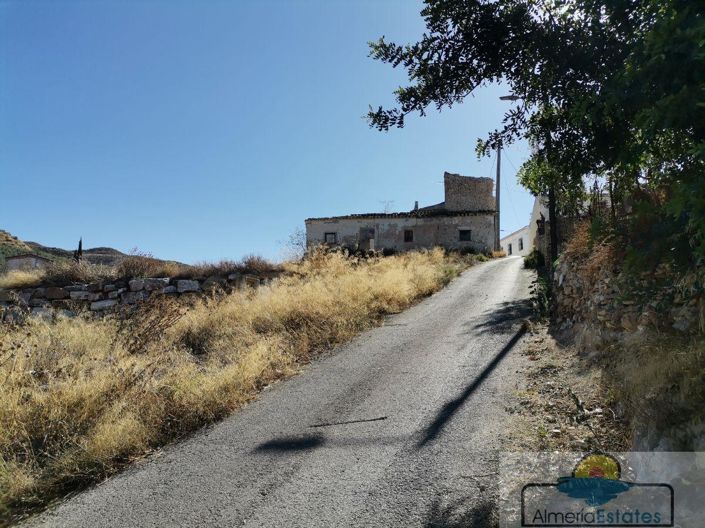 Image No.12-3 Bed Land for sale