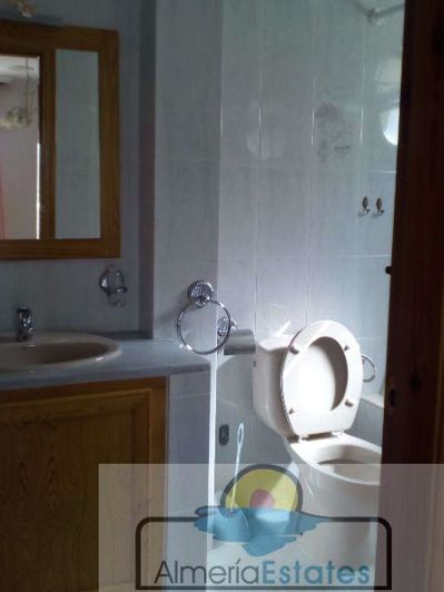 Image No.18-4 Bed Property for sale