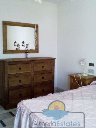 Image No.20-4 Bed Property for sale