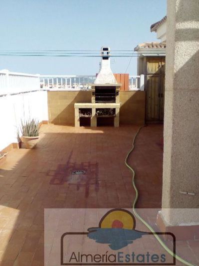 Image No.4-4 Bed Property for sale