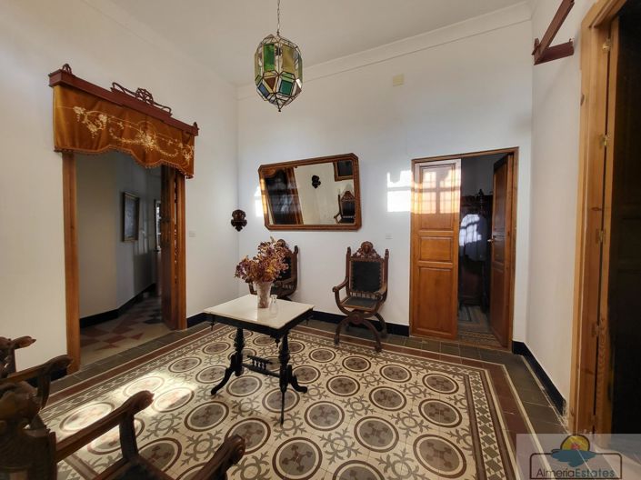 Image No.13-4 Bed Property for sale