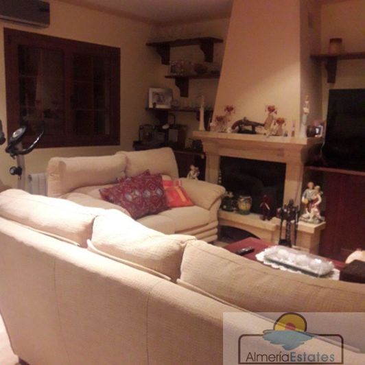 Image No.16-5 Bed Property for sale
