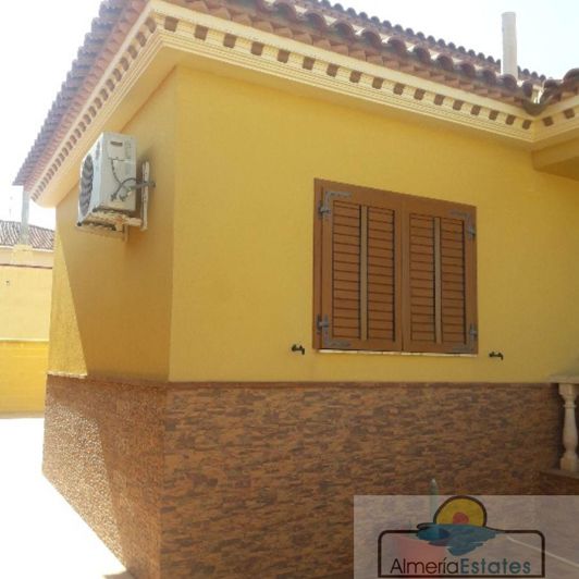 Image No.26-5 Bed Property for sale