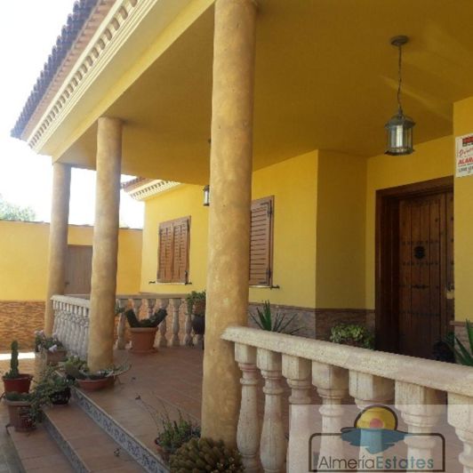 Image No.27-5 Bed Property for sale