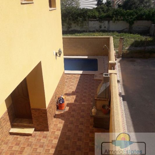 Image No.5-5 Bed Property for sale