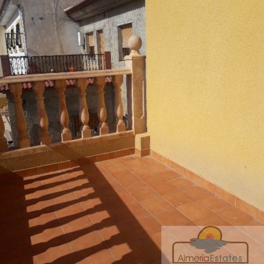 Image No.6-5 Bed Property for sale