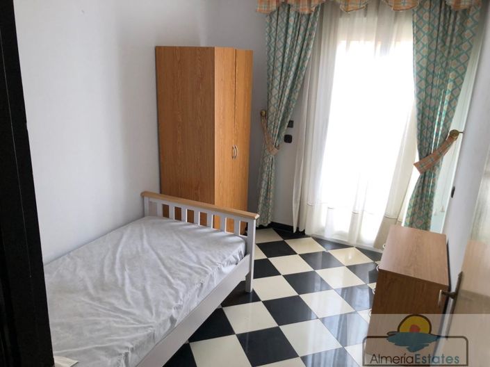 Image No.11-3 Bed Property for sale