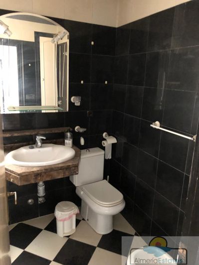 Image No.17-3 Bed Property for sale
