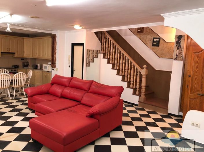 Image No.2-3 Bed Property for sale