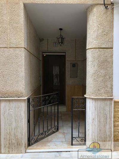 Image No.23-3 Bed Property for sale