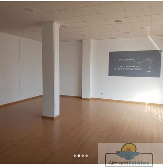 Image No.3-5 Bed Property for sale