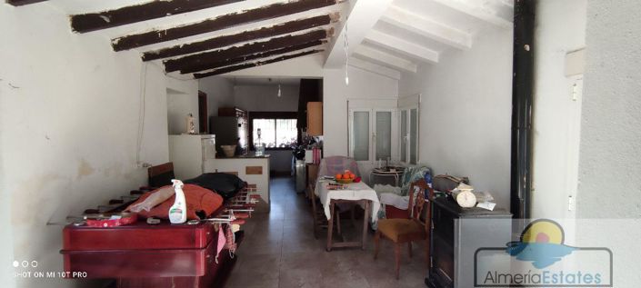 Image No.35-20 Bed Property for sale