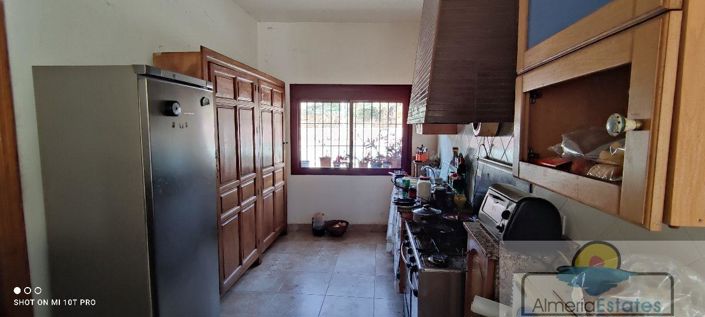 Image No.38-20 Bed Property for sale