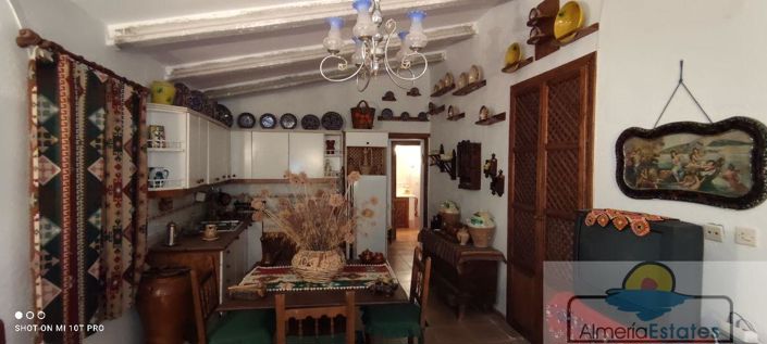 Image No.19-5 Bed Property for sale