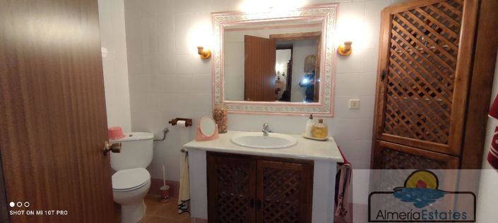 Image No.23-5 Bed Property for sale