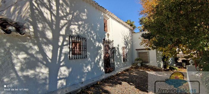 Image No.31-5 Bed Property for sale