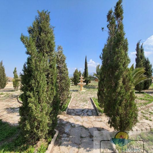 Image No.16-2 Bed Property for sale