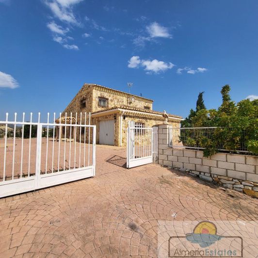 Image No.39-2 Bed Property for sale