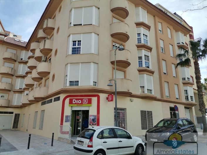 Image No.10-1 Bed Property for sale