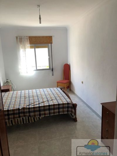 Image No.18-4 Bed Apartment for sale