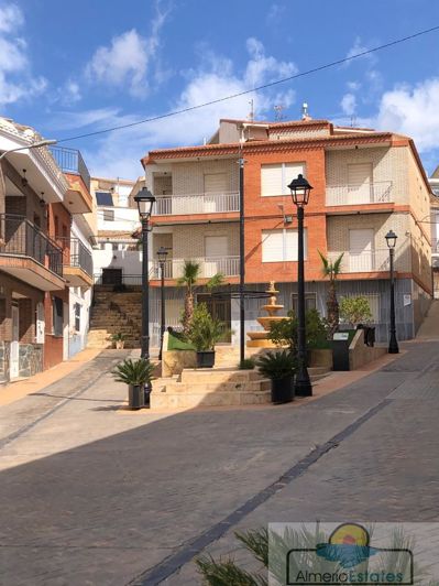 Image No.25-4 Bed Apartment for sale