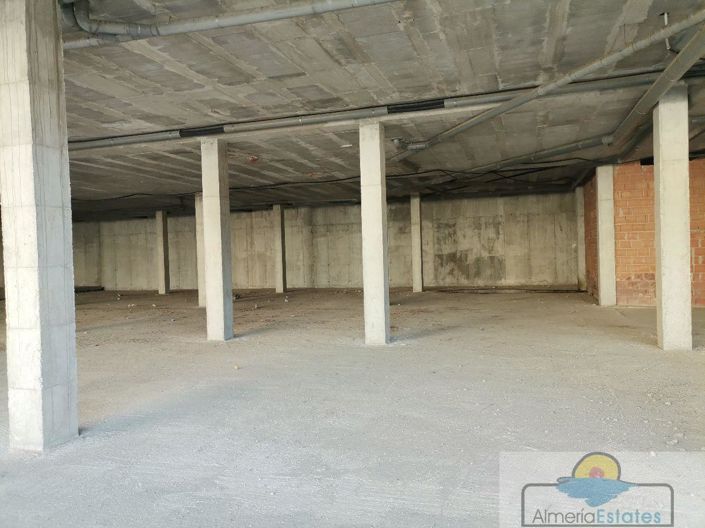 Image No.8-1 Bed Property for sale