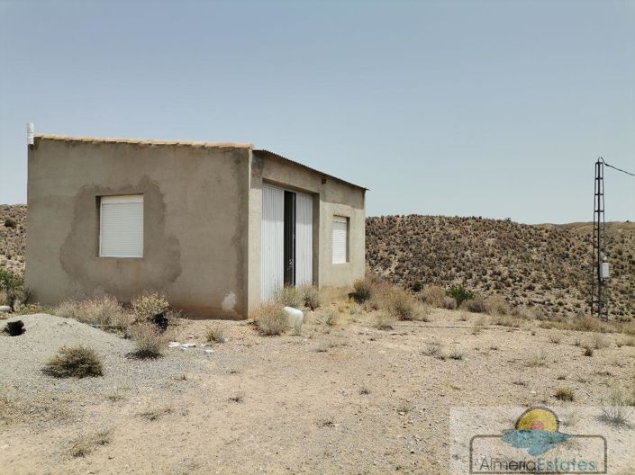 Image No.8-1 Bed Land for sale