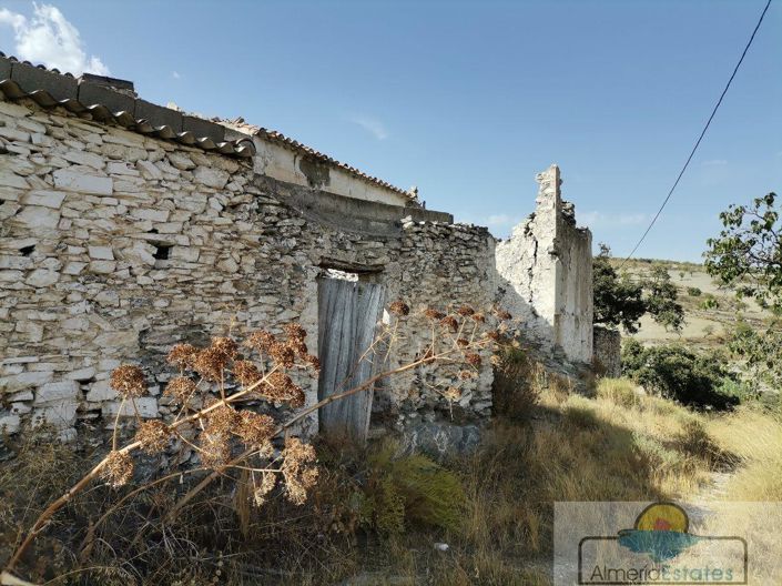 Image No.24-Propriété de 3 chambres à vendre