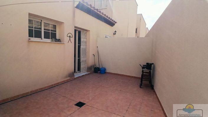 Image No.11-3 Bed Property for sale