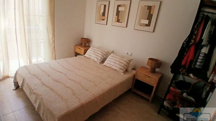 Image No.15-3 Bed Property for sale